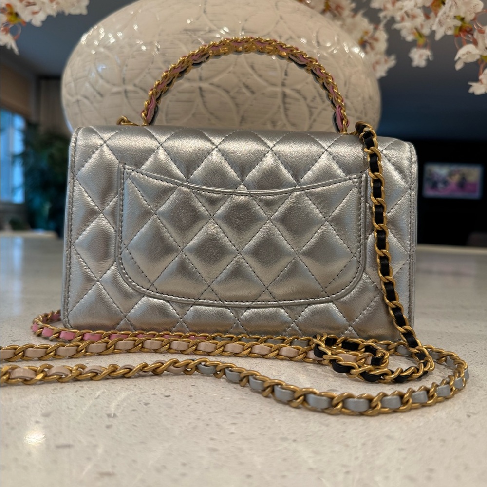 CHANEL Spell out Top Quilted Handle Mini bag - Picture 3 of 15
